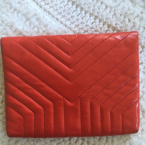 Yves Saint Laurent Vintage Clutch - Picture 4 of 16